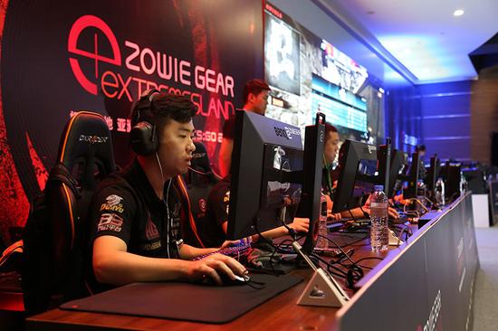 牌和医疗器 牌和医疗器