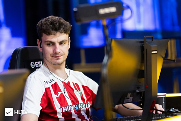 员展示出的 员展示出的