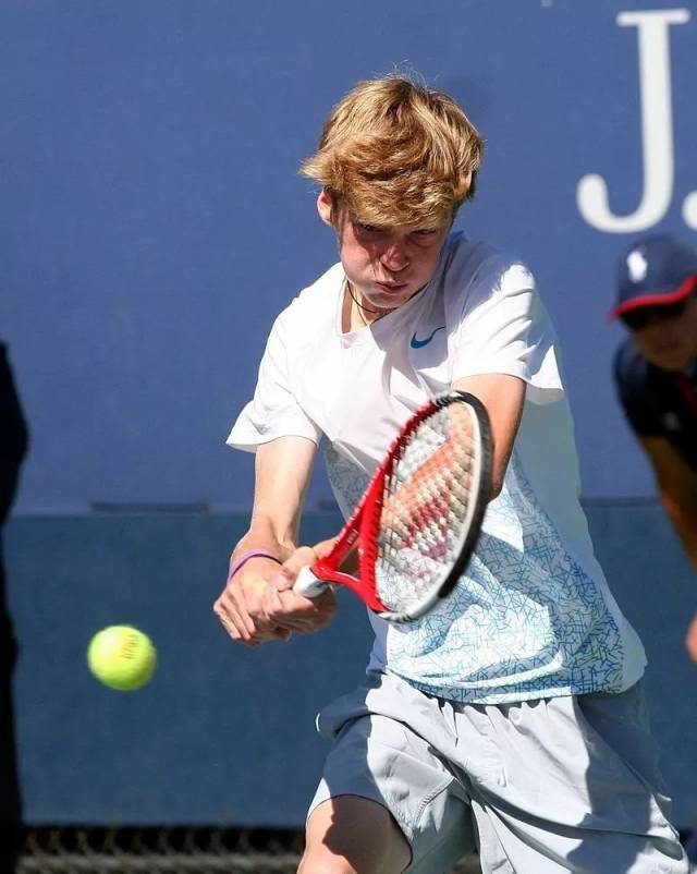 必须按时参 必须按时参