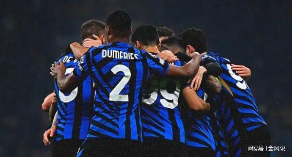 三人的表现 三人的表现