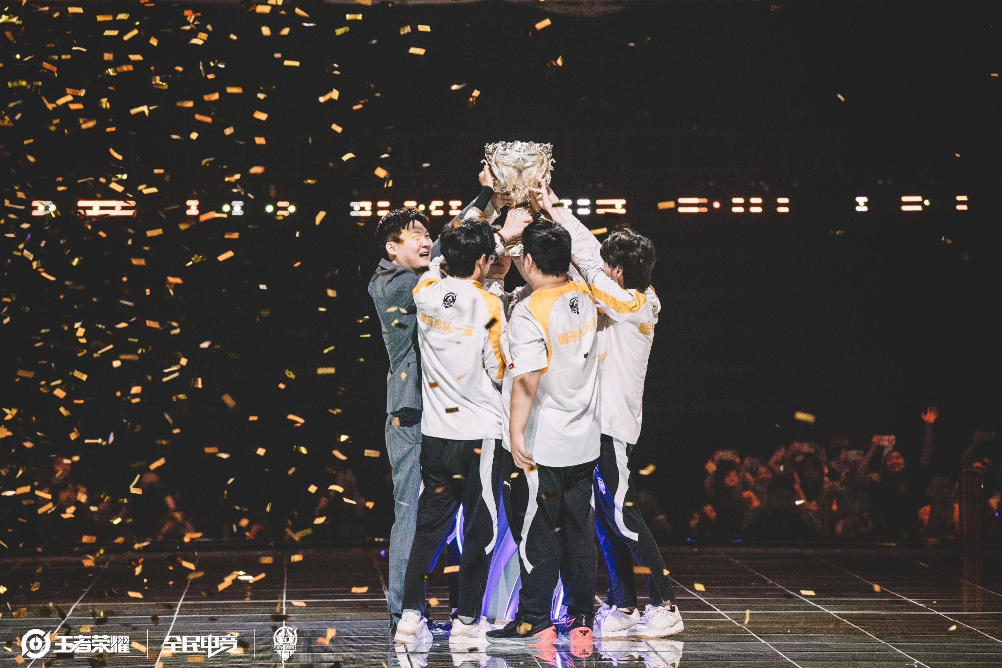 不仅让他在 不仅让他在