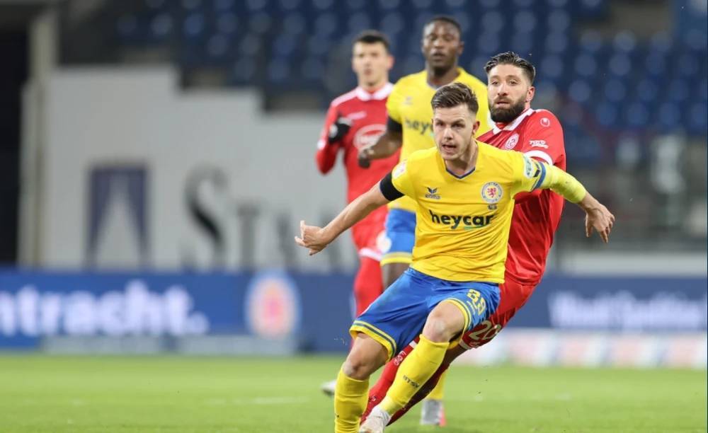 姆斯排在乔 姆斯排在乔