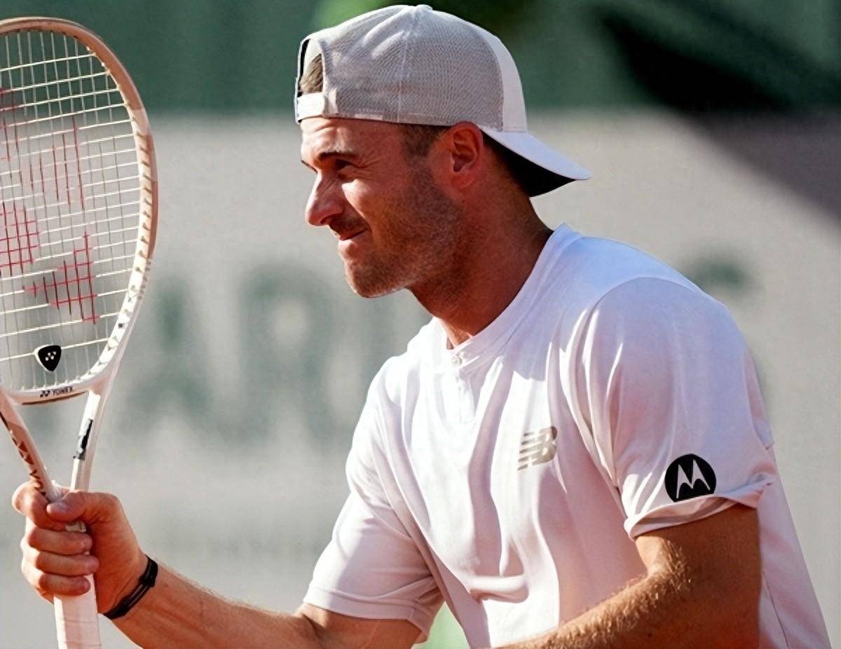 他们在等一 他们在等一