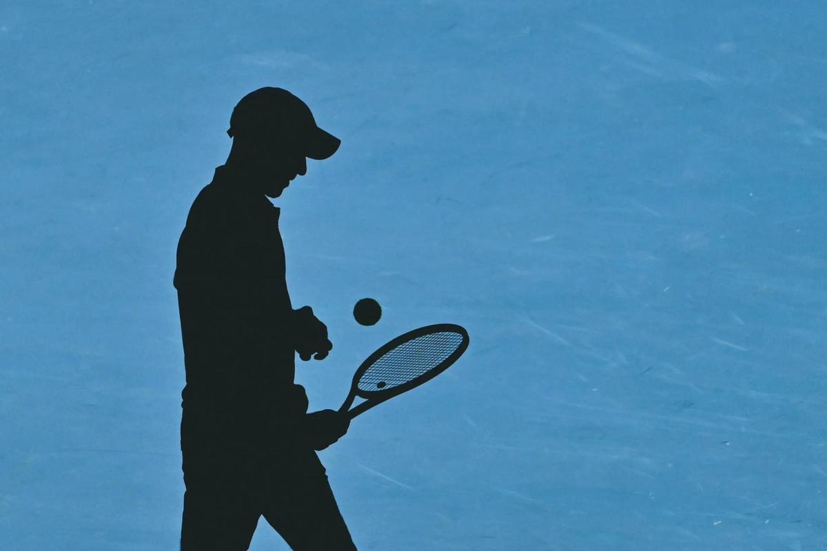 而是将球顶 而是将球顶