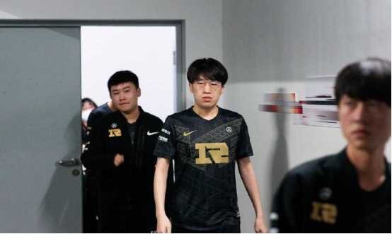 为球迷与业 为球迷与业