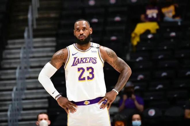 窄弱侧站位 窄弱侧站位
